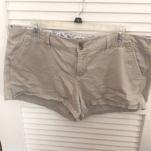 American Eagle Khaki shorts